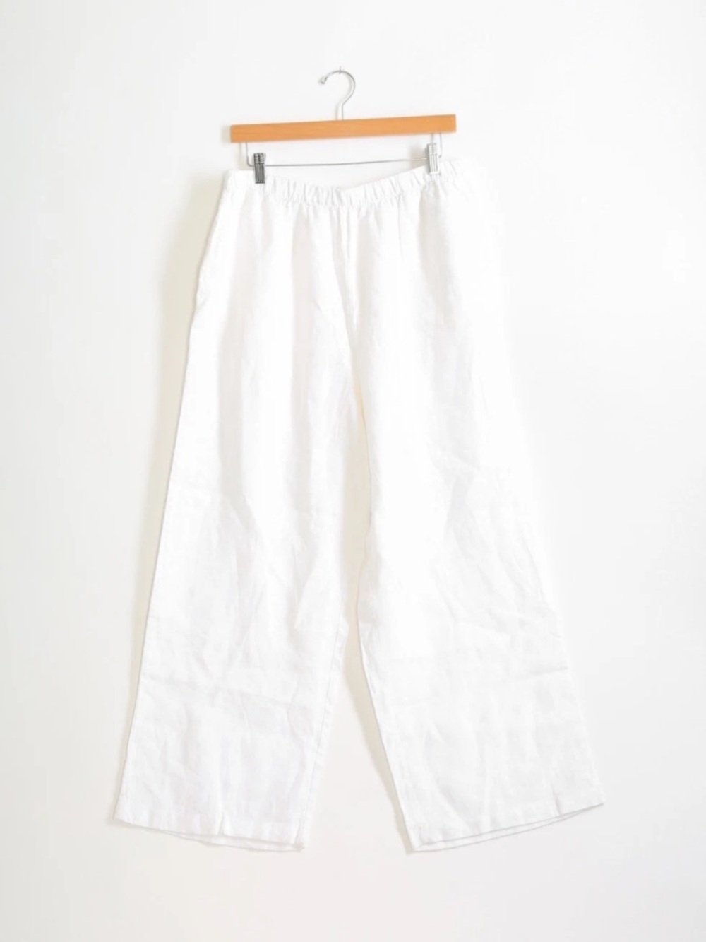 NWOT C & C California white linen pants sz. L